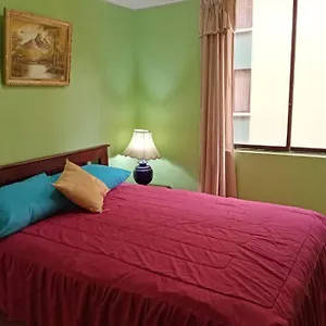 Hermoso Al Norte Cerca De La Embajada Americana Apartamento Quito