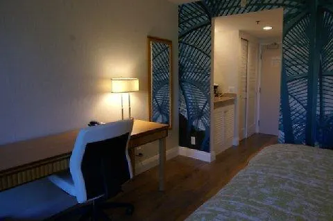 Best Western Premier Toronto Airport Carlingview Hotel 3*,