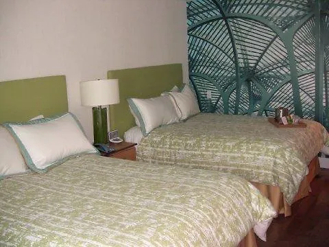 Best Western Premier Toronto Airport Carlingview Hotel