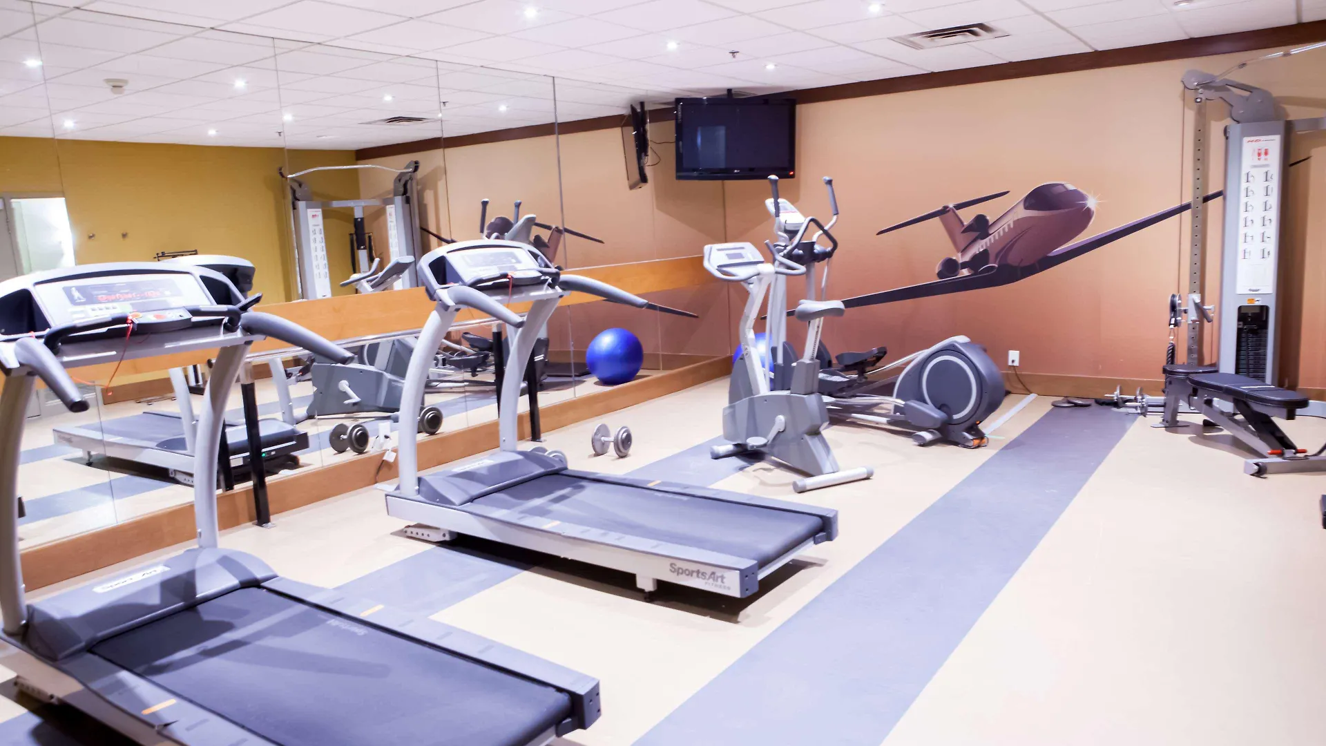 Best Western Premier Toronto Airport Carlingview Hotel