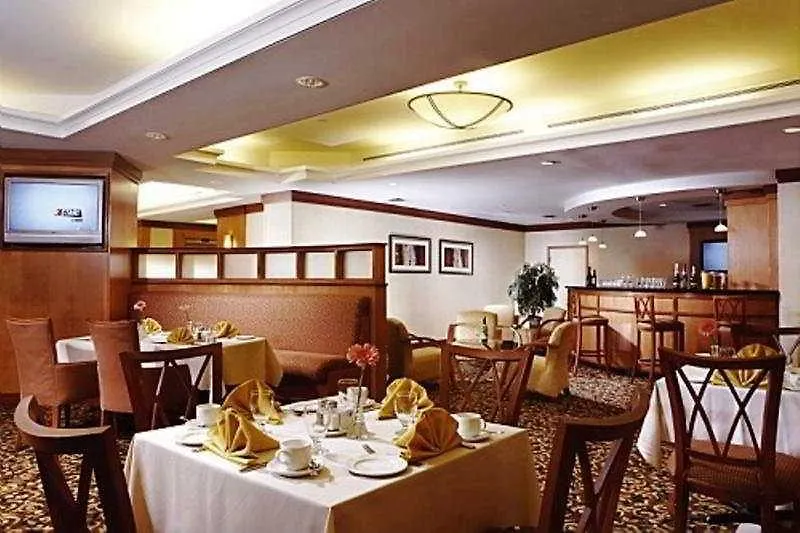 ***  Best Western Premier Toronto Airport Carlingview Hotel Kanada