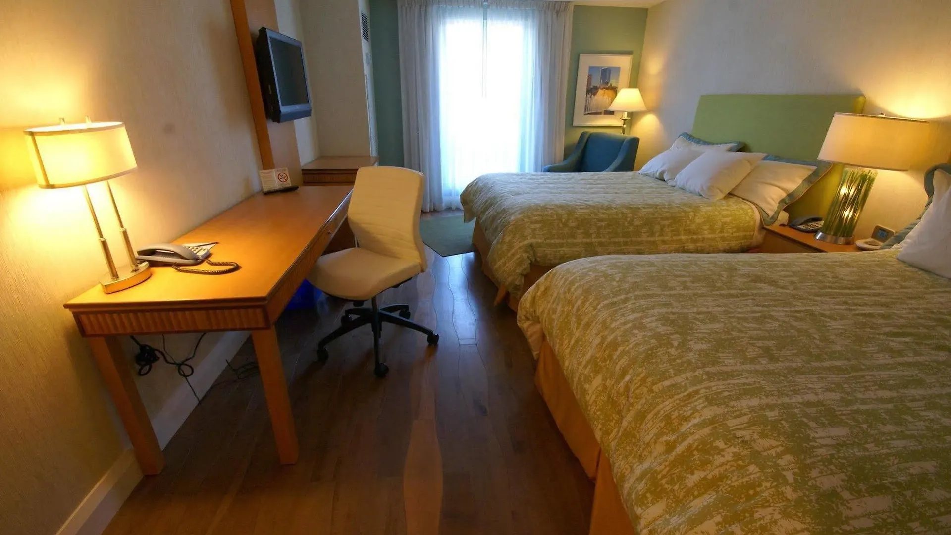 Best Western Premier Toronto Airport Carlingview Hotel